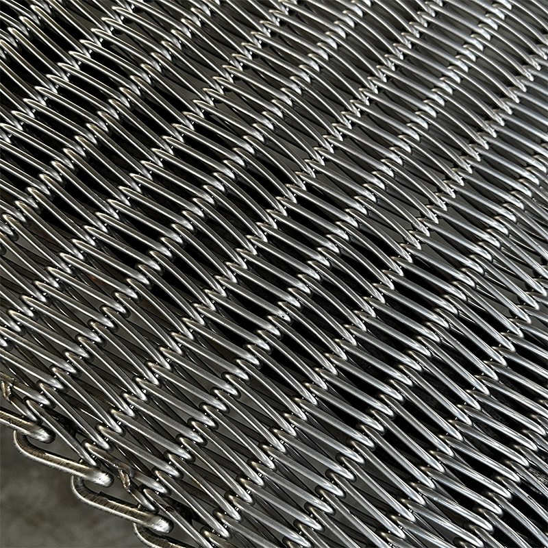 Ceinture en maille pour four de frittage à base d'acier inoxydable