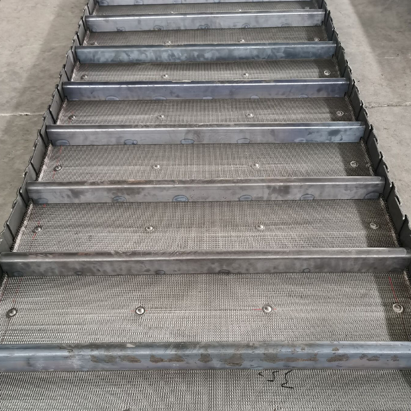 Bande transporteuse de levage de fixations