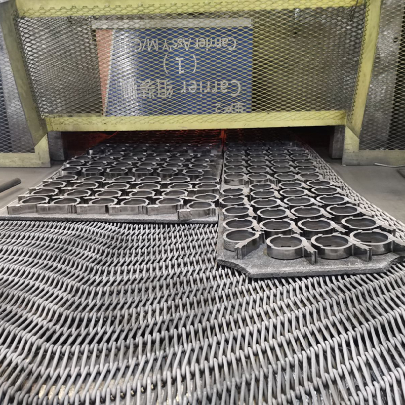 Ceinture maillée pour four de frittage à base de cuivre
